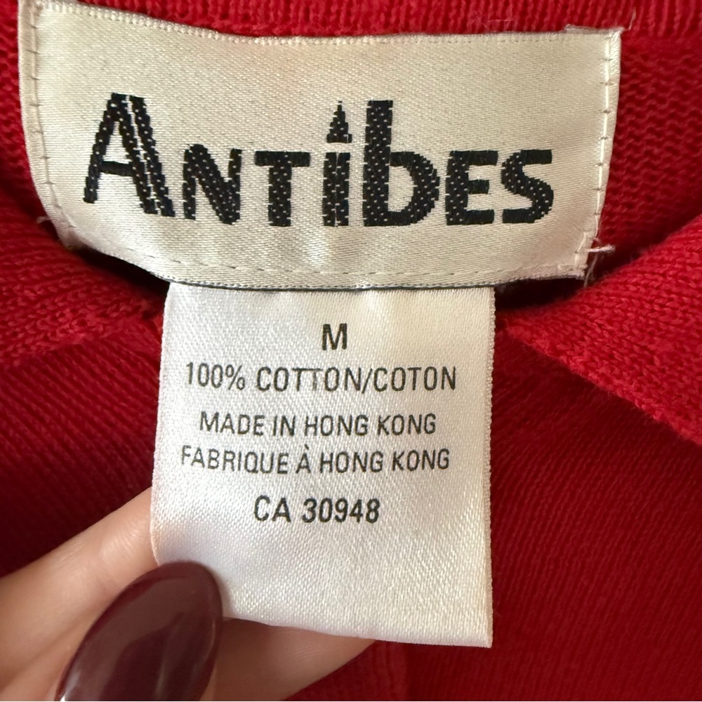 Vintage 90s | Red Cotton Collared Sweater | Gold Button Classic | Size Medium - Picture 5 of 9